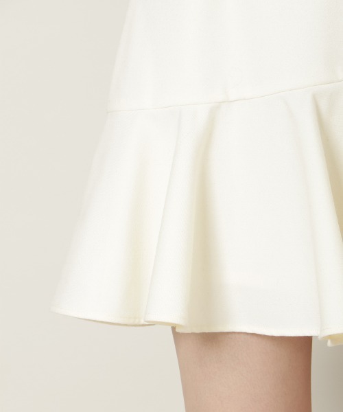 WILLSELECTION（ウィルセレクション）の「アシメラッフルフリルミニスカート（スカート・レディース・オフホワイト/チャコールグレー/ブラック・FREE）」の10枚目の写真
