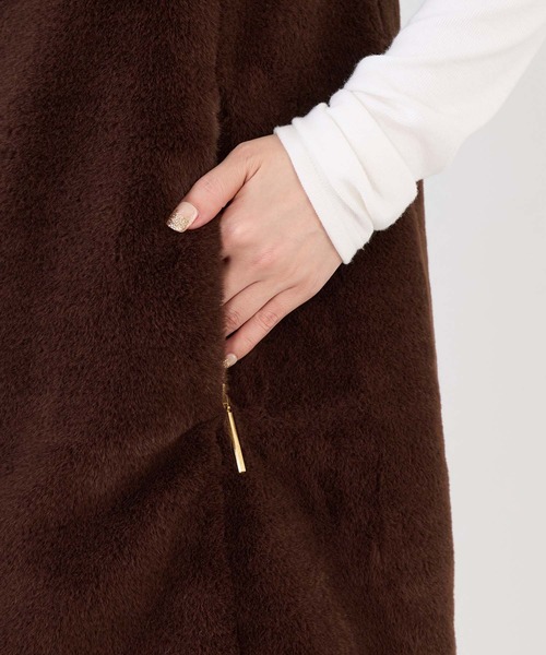 TATRAS】エコファーノーカラーロングベスト-POLLINA（その他アウター