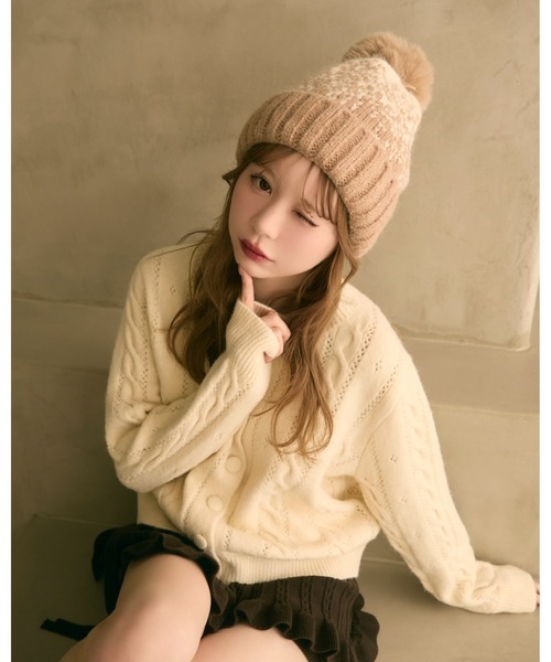 TITTY&CO.（ティティーアンドコー）の「バイカラーポンポン付きニット帽（ニットキャップ/ビーニー・レディース・ブルー/ベージュ/ボルドー・FREE）」の13枚目の写真