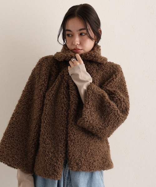 ElegChic(エレグシック)の「チキアンラム風 フェイクファー ジャケット(ステンカラーコート・レディース・ブラウン・M/L)」の5枚目の写真