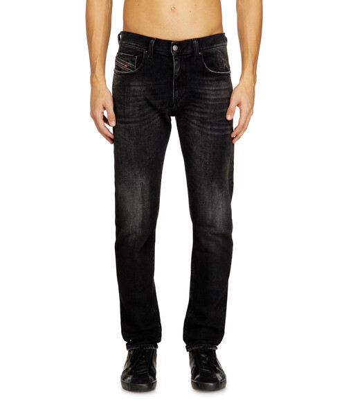 DIESEL(ディーゼル)の「メンズ ブラック スリムフィットデニムパンツ 2019 D-STRUKT L.30(デニムパンツ・メンズ・ブラック・28inch/26inch/32inch/30inch/34inch)」の6枚目の写真
