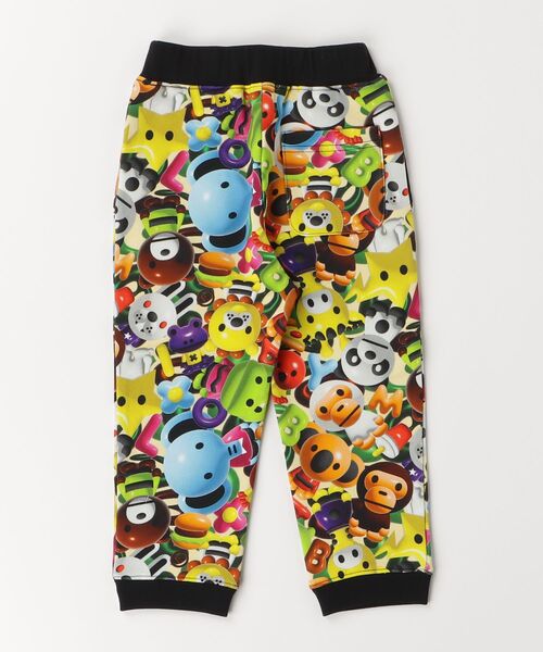 A BATHING APE（アベイシングエイプ）の「3D MILO ALL FRIENDS SWEAT PANTS（スウェットパンツ・キッズ・マルチ・120/110/140/100/130）」の3枚目の写真
