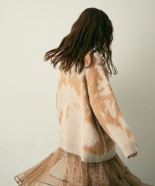 Lunea(ルネア)の「総柄ルーズシャギーニット(ニット/セーター・レディース・ベージュ/グリーン/グレー・FREE)」の10枚目の写真