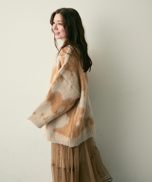 Lunea(ルネア)の「総柄ルーズシャギーニット(ニット/セーター・レディース・ベージュ/グリーン/グレー・FREE)」の19枚目の写真