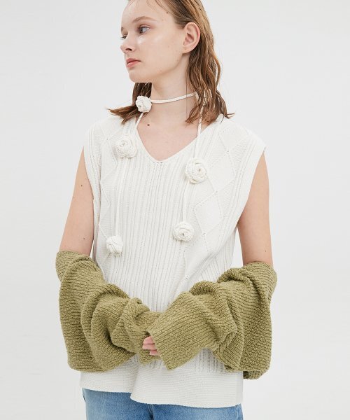 MOONSUN（ムーンサン）の「UNISEX, Solar Dia Ribbed Knit Vest / Ivory（ベスト・メンズ・その他・MEDIUM/SMALL）」の2枚目の写真