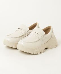 EVOL（イーボル）の「EVOL イーボル スニーカーソールローファー 厚底ローファー 軽量 IZ5849（ローファー）」