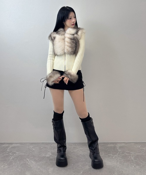 FOLLOWIN(フォロウィン)の「ボリュームファー×リブニット ジップアップジャケット(その他アウター・レディース・ホワイト/ブラウン・FREE)」の3枚目の写真