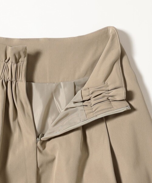 BEAMS HEART（ビームスハート）の「アシンメトリー ラップ スカート（スカート・レディース・ネイビー/ケリーグリーン/ベージュ・MEDIUM/SMALL）」の12枚目の写真