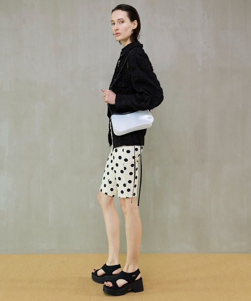 MAISON SPECIAL(メゾンスペシャル)の「Sharpened Shape Shirt/シャーリングシェイプシャツ(シャツ/ブラウス・レディース・ホワイト/マルチ/ブラック・FREE)」の17枚目の写真