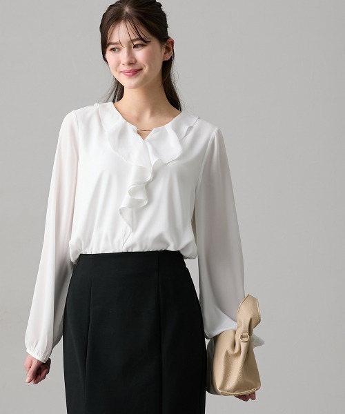 slattgir(スラットジール)の「高身長 バー付きラッフルキーネックブラウス(トールサイズ)(シャツ/ブラウス・レディース・ネイビー/オフホワイト・T5L/T4L/T3L/TLL/TL/TM)」の2枚目の写真