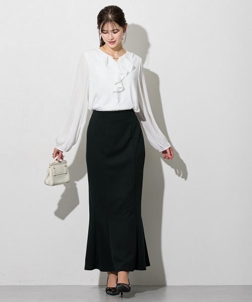 slattgir(スラットジール)の「高身長 バー付きラッフルキーネックブラウス(トールサイズ)(シャツ/ブラウス・レディース・ネイビー/オフホワイト・T5L/T4L/T3L/TLL/TL/TM)」の10枚目の写真