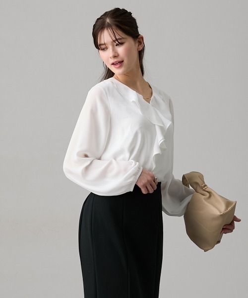 slattgir(スラットジール)の「高身長 バー付きラッフルキーネックブラウス(トールサイズ)(シャツ/ブラウス・レディース・ネイビー/オフホワイト・T5L/T4L/T3L/TLL/TL/TM)」の11枚目の写真