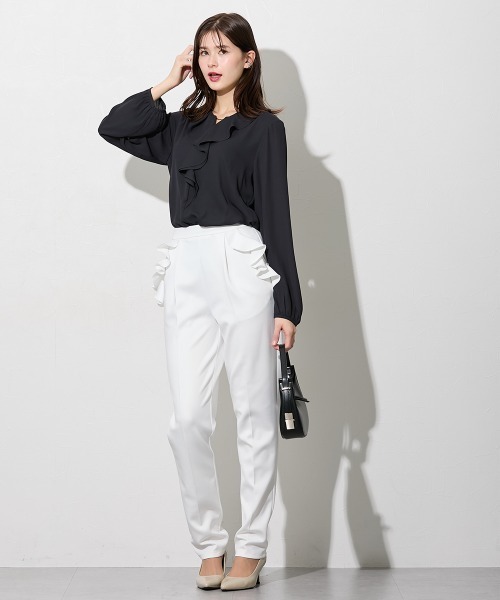 slattgir(スラットジール)の「高身長 バー付きラッフルキーネックブラウス(トールサイズ)(シャツ/ブラウス・レディース・ネイビー/オフホワイト・T5L/T4L/T3L/TLL/TL/TM)」の15枚目の写真