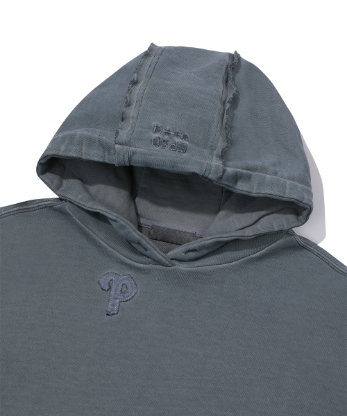 EPISODE UNTITLED(エピソードアンタイトルド)の「LUNA DYING APPLIQUE CROP HOODIE_STEEL BLUE(パーカー・レディース・その他・1/2)」の3枚目の写真
