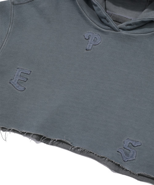 EPISODE UNTITLED(エピソードアンタイトルド)の「LUNA DYING APPLIQUE CROP HOODIE_STEEL BLUE(パーカー・レディース・その他・1/2)」の4枚目の写真