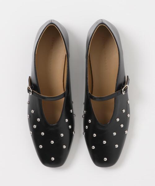 SENSE OF PLACE by URBAN RESEARCH(センスオブプレイスバイアーバンリサーチ)の「スタッズフラットシューズ(パンプス・レディース・ブラック/ベージュ・SMALL/LARGE/MEDIUM)」の5枚目の写真