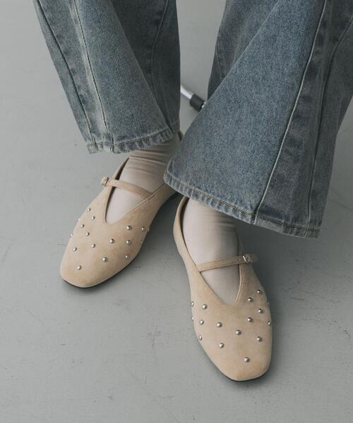 SENSE OF PLACE by URBAN RESEARCH(センスオブプレイスバイアーバンリサーチ)の「スタッズフラットシューズ(パンプス・レディース・ブラック/ベージュ・SMALL/LARGE/MEDIUM)」の16枚目の写真