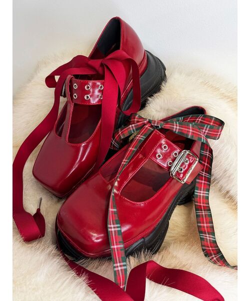 jouetie(ジュエティ)の「厚底スニーカーソールメリージェーンシューズ ローファー 靴(ローファー・レディース・レッド/ブラック・MEDIUM/LARGE)」の16枚目の写真