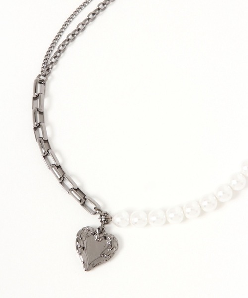 PAGEBOY（ページボーイ）の「エンジェルパールチェーンネックレス（ネックレス・レディース・ブラック/シルバー・FREE）」の7枚目の写真