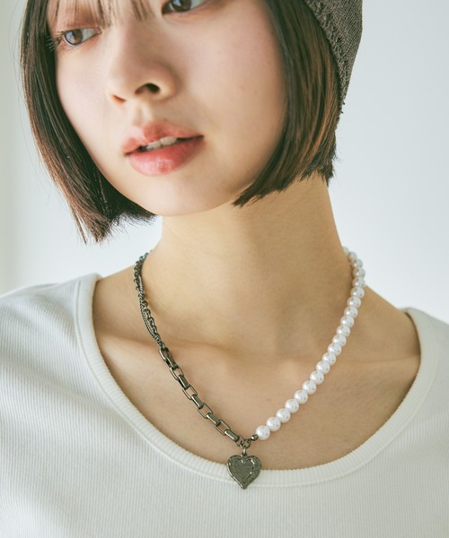 PAGEBOY(ページボーイ)の「エンジェルパールチェーンネックレス(ネックレス・レディース・ブラック/シルバー・FREE)」の9枚目の写真
