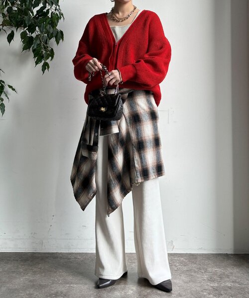 DouDou（ドゥドゥ）の「ニットコーデュロイセミフレアイージーパンツ（その他パンツ・レディース・ブラック/オフホワイト/チャコールグレー・36/38）」の6枚目の写真