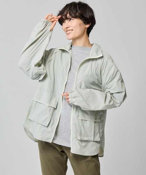 KRIFF MAYER Lady's Collection（クリフメイヤーレディースコレクション）の「【接触冷感・軽い】UVカット冷感シアージャケット（その他アウター・レディース・カラフル/ピンク/ネイビー/セージグリーン/ナチュラル・LARGE/MEDIUM）」の2枚目の写真