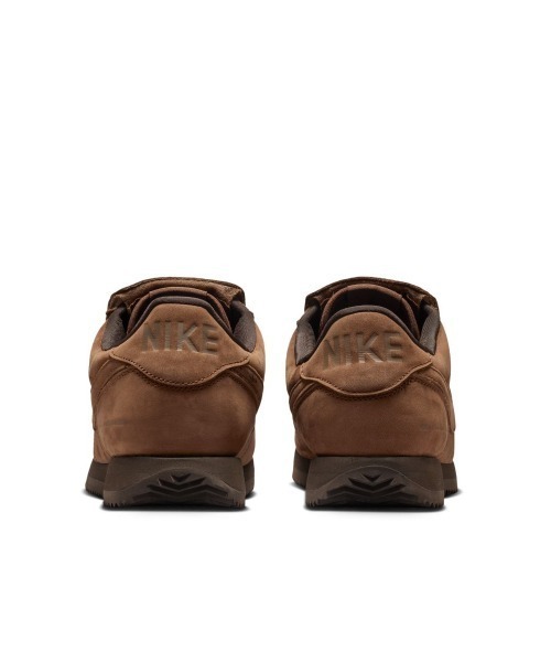 NIKE（ナイキ）の「NIKE Cortez Leather SE（ナイキ コルテッツ レザー SE）（スニーカー・メンズ・ブラウン系・27cm/27.5cm/28cm/28.5cm/29cm/23cm/23.5cm/24cm/24.5cm/25cm/25.5cm/26cm/26.5cm）」の7枚目の写真