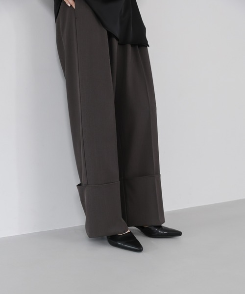 select MOCA（セレクトモカ）の「ロールアップツータックワイドストレートスラックス（スラックス・レディース・チャコールグレー/カーキブラウン・FREE）」の10枚目の写真