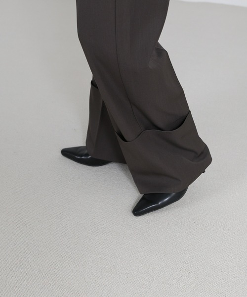 select MOCA（セレクトモカ）の「ロールアップツータックワイドストレートスラックス（スラックス・レディース・チャコールグレー/カーキブラウン・FREE）」の19枚目の写真