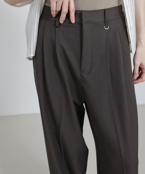 select MOCA（セレクトモカ）の「ロールアップツータックワイドストレートスラックス（スラックス・レディース・チャコールグレー/カーキブラウン・FREE）」の18枚目の写真