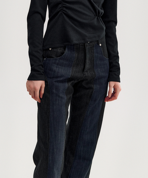 KIMZISU(キムジス)の「Two-Tone Straight Washed Pants _ BLACK(デニムパンツ・レディース・ブラック・S/M/L)」の4枚目の写真