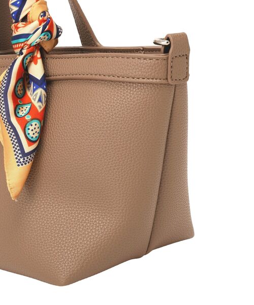 earth music&ecology（アースミュージックアンドエコロジー）の「スカーフSET 2WAYミニトートバッグ（トートバッグ・レディース・モカ/グリーン/ブラック・FREE）」の11枚目の写真