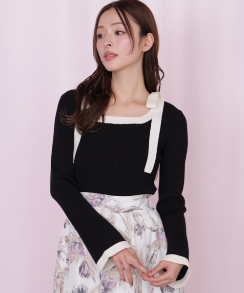 JILL by JILL STUART(ジルバイジルスチュアート)の「肩リボン配色ニット(ニット/セーター・レディース・ラベンダー/ブラック/ホワイト・FREE)」の1枚目の写真