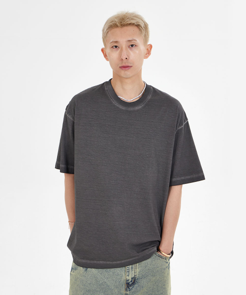 MAKEITTO(メイキット)の「ピグメントウォッシングオーバーサイズクルーネック半袖Tシャツ_チャコール(Tシャツ/カットソー・メンズ・その他・M/L/XL/XXL)」の1枚目の写真