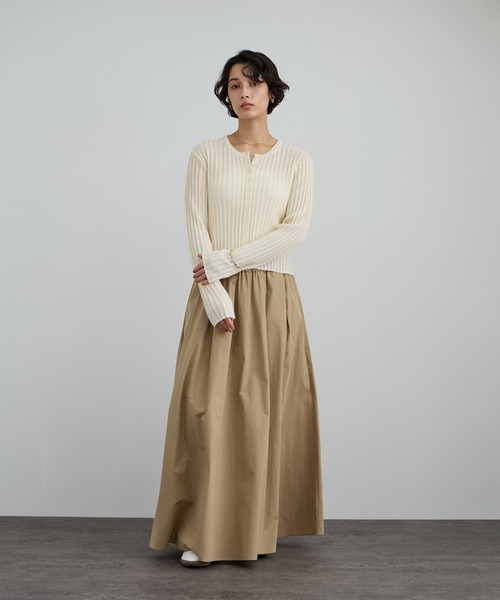 SALON adam et rope'(サロン アダム エ ロペ)の「ワイドリブスキッパークルーネックカーディガン(カーディガン/ボレロ・レディース・オフホワイト/ピンク/ブラック・FREE)」の7枚目の写真
