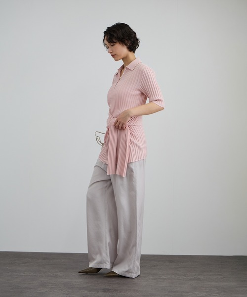 SALON adam et rope'(サロン アダム エ ロペ)の「ワイドリブスキッパークルーネックカーディガン(カーディガン/ボレロ・レディース・オフホワイト/ピンク/ブラック・FREE)」の16枚目の写真