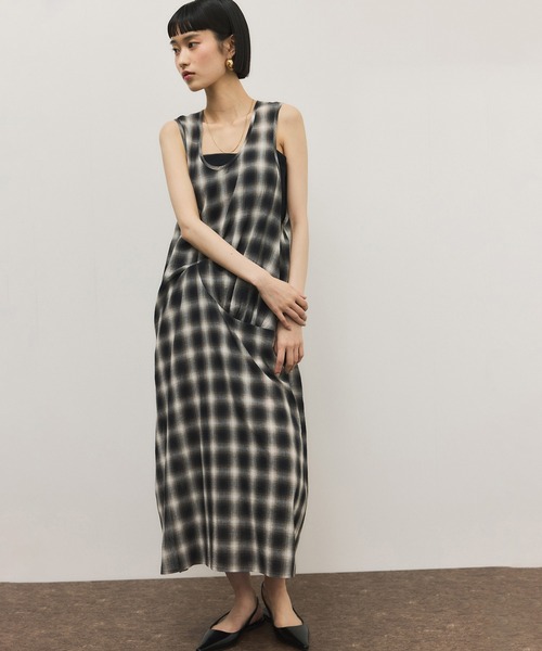 ADAM ET ROPE'（アダムエロペ）の「チェックワンピース（ワンピース・レディース・ブラック系その他・FREE）」の6枚目の写真