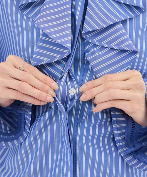 ROPE' PICNIC（ロペピクニック）の「ハシゴレース×ラッフルフリルブラウス（シャツ/ブラウス・レディース・オフホワイト/ブルー/サックスブルー/ネイビー・FREE）」の22枚目の写真