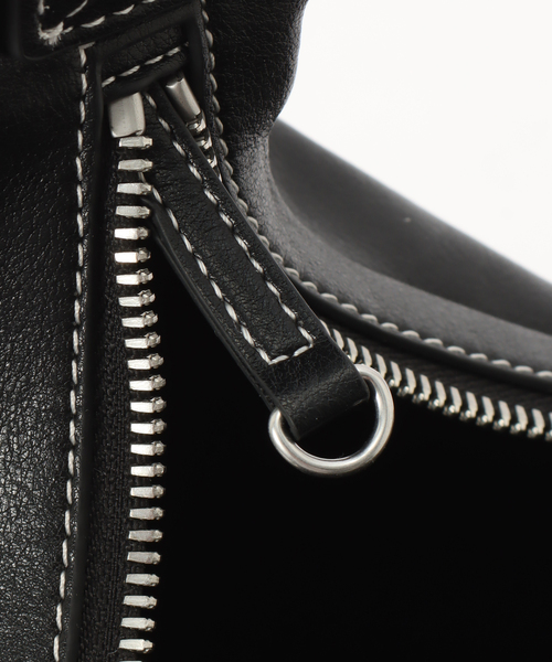 STANDOIL（スタンドオイル）の「【Geek Office / ギークオフィス】STAND OIL / Cling Bag（ハンドバッグ・レディース・ブラック・FREE）」の3枚目の写真