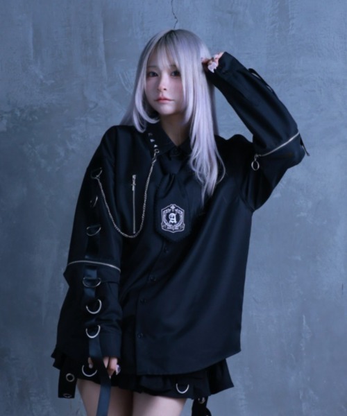 Amilige(アミリージュ)の「コウモリクロスプリント袖リングシャツ(シャツ/ブラウス・レディース・ブラック/ホワイト・FREE)」の4枚目の写真