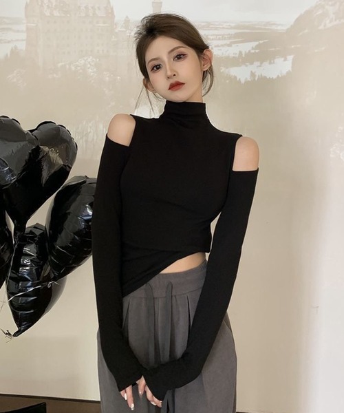 VIBGYOR（ヴィブジョー）の「【EIZZ/アイズ】オープンショルダー ハイネック スリムフィット ロンT 肩開き トップス（Tシャツ/カットソー・レディース・ブラック/ブラウン/ホワイト・FREE）」の16枚目の写真
