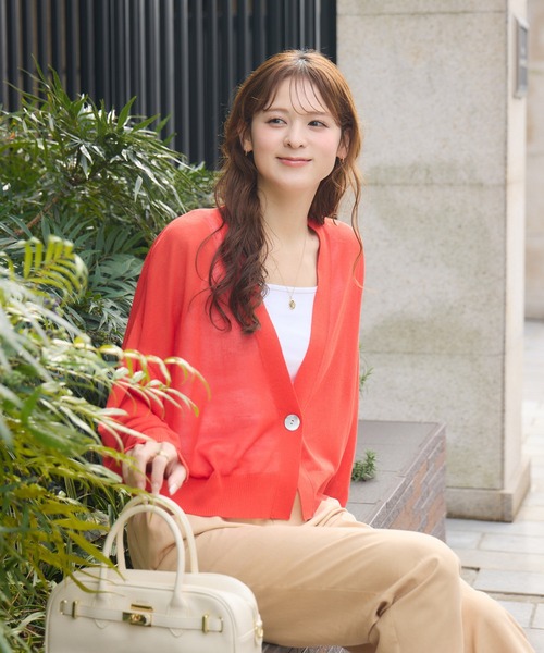 KATHARINE ROSS（キャサリンロス）の「【PILLINI/ピリーニ】ひとつ釦Vネックカーディガン（カーディガン/ボレロ・レディース・オフホワイト/オレンジ/ブラック・FREE）」の10枚目の写真