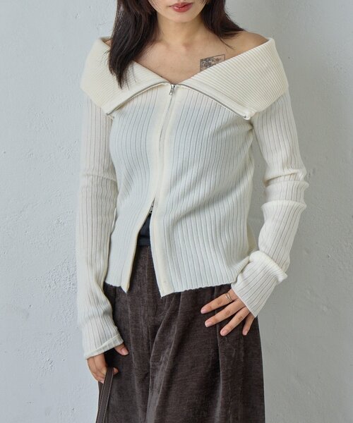 goocy(グーシー)の「オフショルリブWジップニット(ニット/セーター・レディース・アイボリー・FREE)」の5枚目の写真