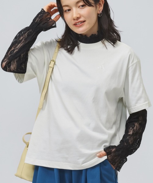 adidas(アディダス)の「アディダス adidas エッセンシャルズ プラス スリーストライプス ルーズフィット半袖Tシャツ(Tシャツ/カットソー・レディース・ライトグリーン/ブラック/オフホワイト・S/M/L/XL)」の2枚目の写真