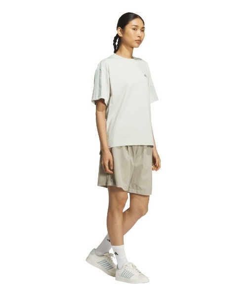 adidas(アディダス)の「アディダス adidas エッセンシャルズ プラス スリーストライプス ルーズフィット半袖Tシャツ(Tシャツ/カットソー・レディース・ライトグリーン/ブラック/オフホワイト・S/M/L/XL)」の19枚目の写真
