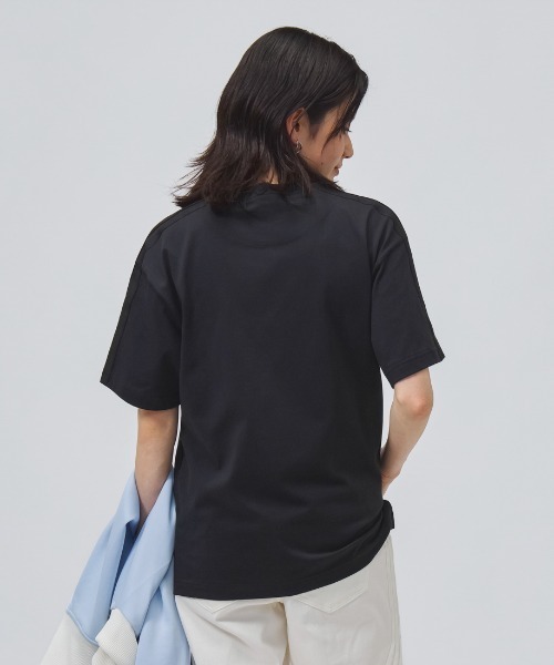adidas(アディダス)の「アディダス adidas エッセンシャルズ プラス スリーストライプス ルーズフィット半袖Tシャツ(Tシャツ/カットソー・レディース・ライトグリーン/ブラック/オフホワイト・S/M/L/XL)」の10枚目の写真