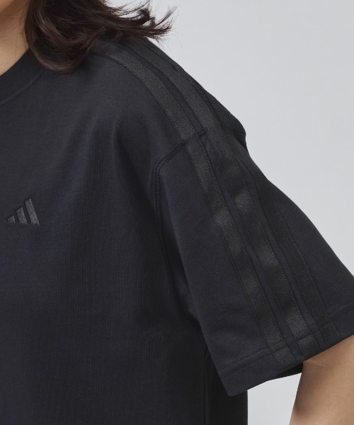 adidas(アディダス)の「アディダス adidas エッセンシャルズ プラス スリーストライプス ルーズフィット半袖Tシャツ(Tシャツ/カットソー・レディース・ライトグリーン/ブラック/オフホワイト・S/M/L/XL)」の15枚目の写真