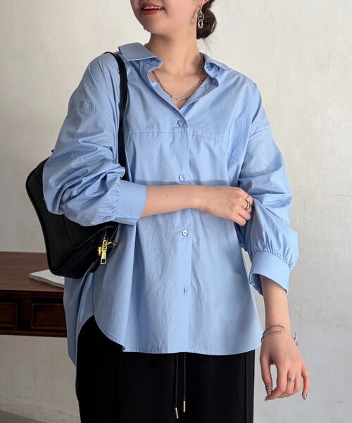Chez toi(シェトワ)の「コットンBACKテープシャツ(シャツ/ブラウス・レディース・アイボリー/サックスブルー/オフホワイト・FREE)」の6枚目の写真