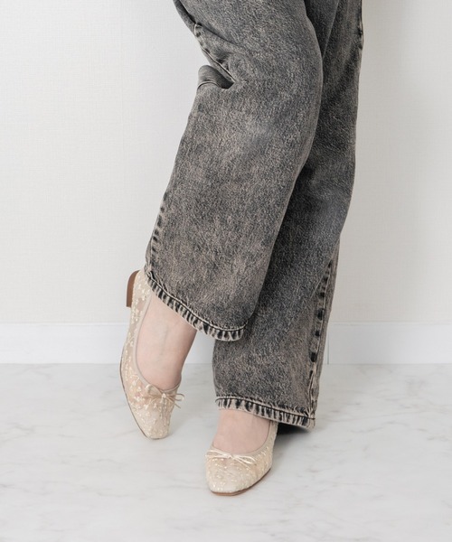 Bridget Birkin(ブリジットバーキン)の「【Bridget Birkin】フラワーラメチュールパンプス(561054)(パンプス・レディース・ブラック系その他/ピンク系その他/ゴールド系その他・24.5/24/23/22.5/23.5)」の9枚目の写真
