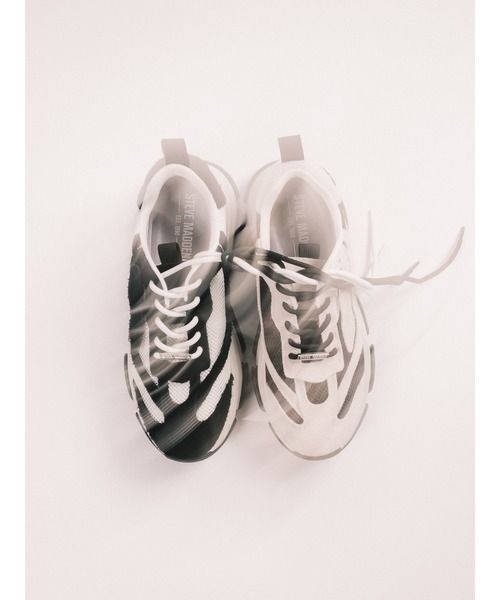 STEVE MADDEN(スティーブマデン)の「ウェーブボリュームソールスニーカー/S.MADDEN POSSES-H-XS(スニーカー・メンズ・ブラック/ホワイト系その他・26.5cm/26.0cm/25.5cm/25.0-25.5/27.5cm/27.0cm)」の14枚目の写真